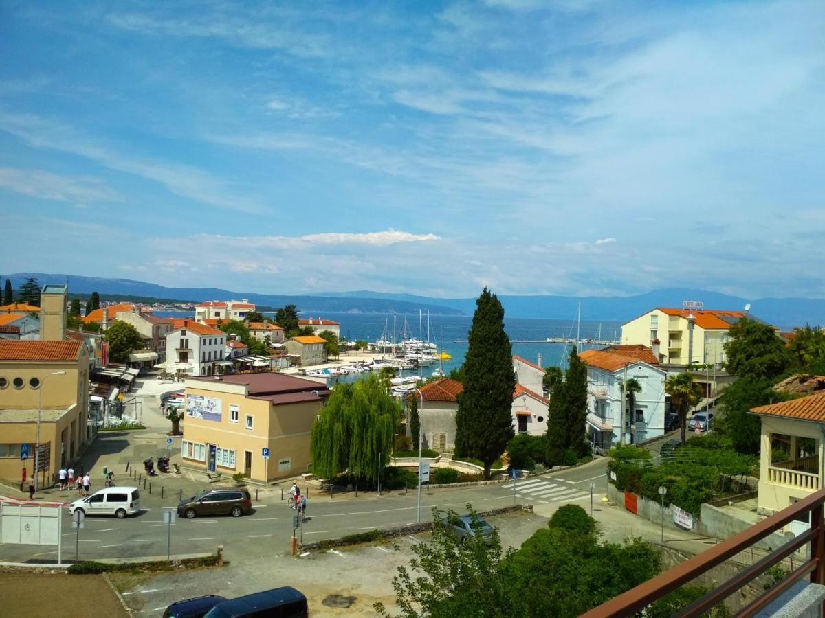Apartments Matuc Malinska Extérieur photo