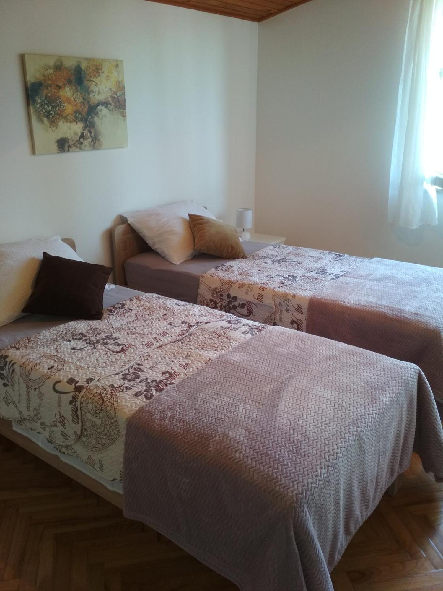 Apartments Matuc Malinska Chambre photo